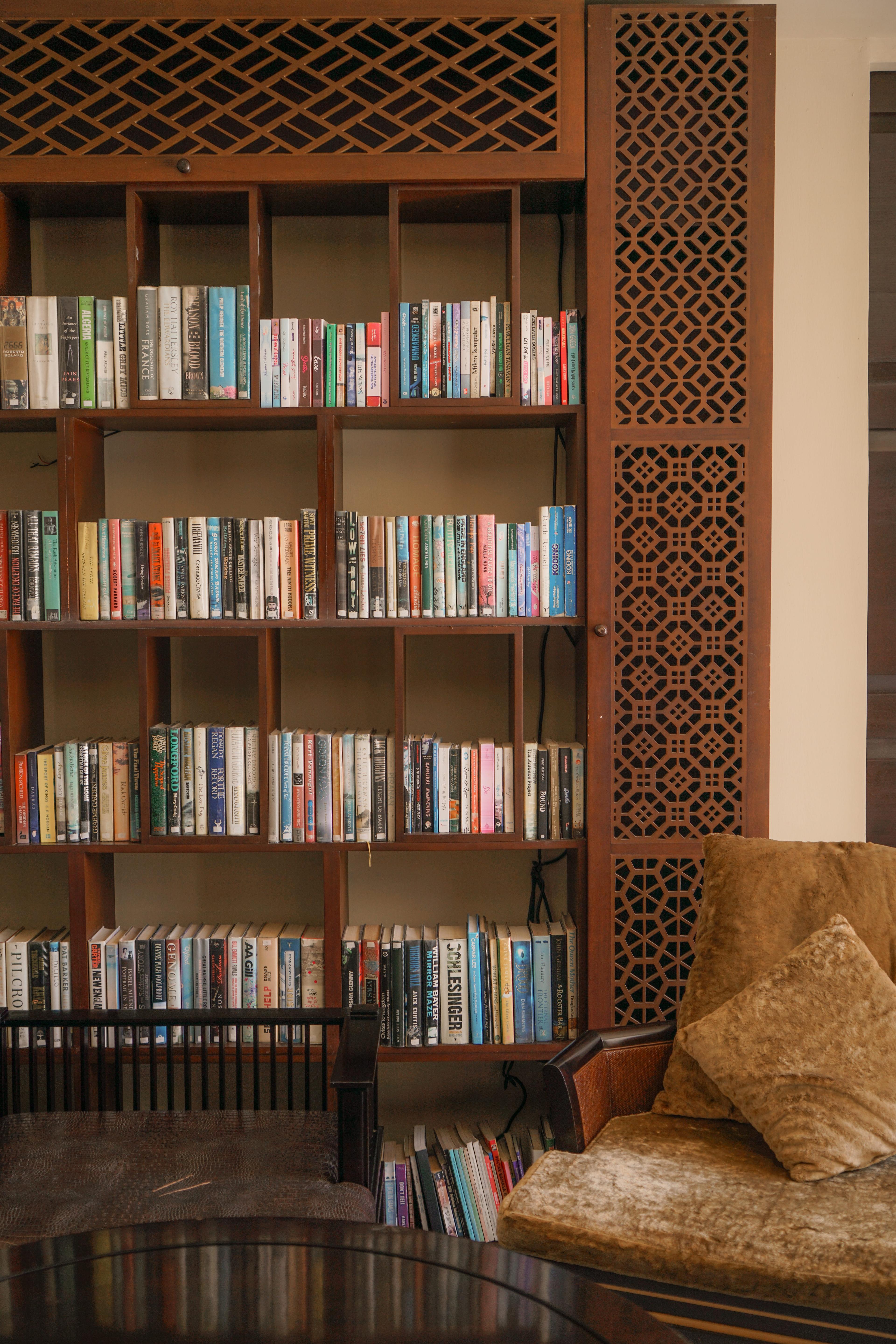 Library & Reading Nook